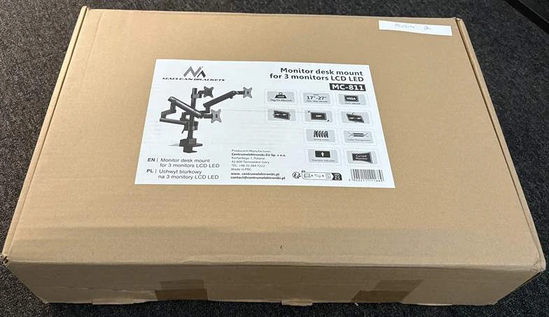 Držák na 3 monitory Fiber Mounts M8C11 - použitý, zkontrolovaný, v pořádku